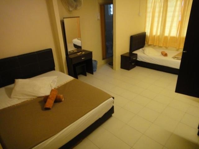 קמרון היילנדס Eight Mentigi Guesthouse חדר תמונה