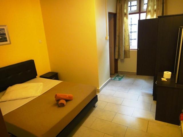 קמרון היילנדס Eight Mentigi Guesthouse מראה חיצוני תמונה