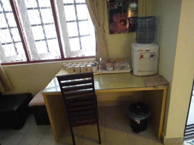 קמרון היילנדס Eight Mentigi Guesthouse מראה חיצוני תמונה