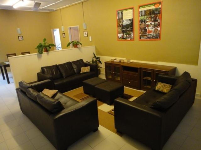 קמרון היילנדס Eight Mentigi Guesthouse מראה חיצוני תמונה